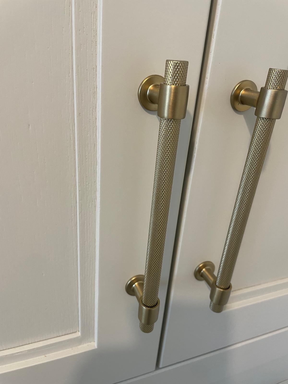 Step Shaker Wardrobe